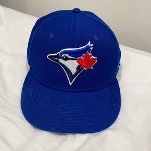 Toronto Blue Jays fitted hat size 7 5/8ths